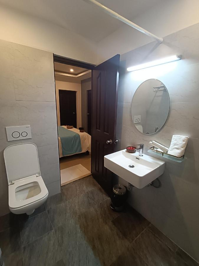 Brick Castle Hotel Csennai Kültér fotó