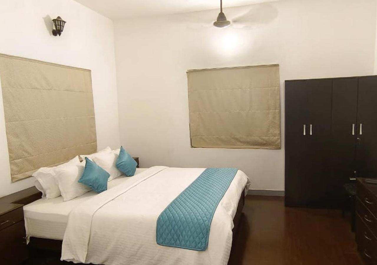 Brick Castle Hotel Csennai Kültér fotó