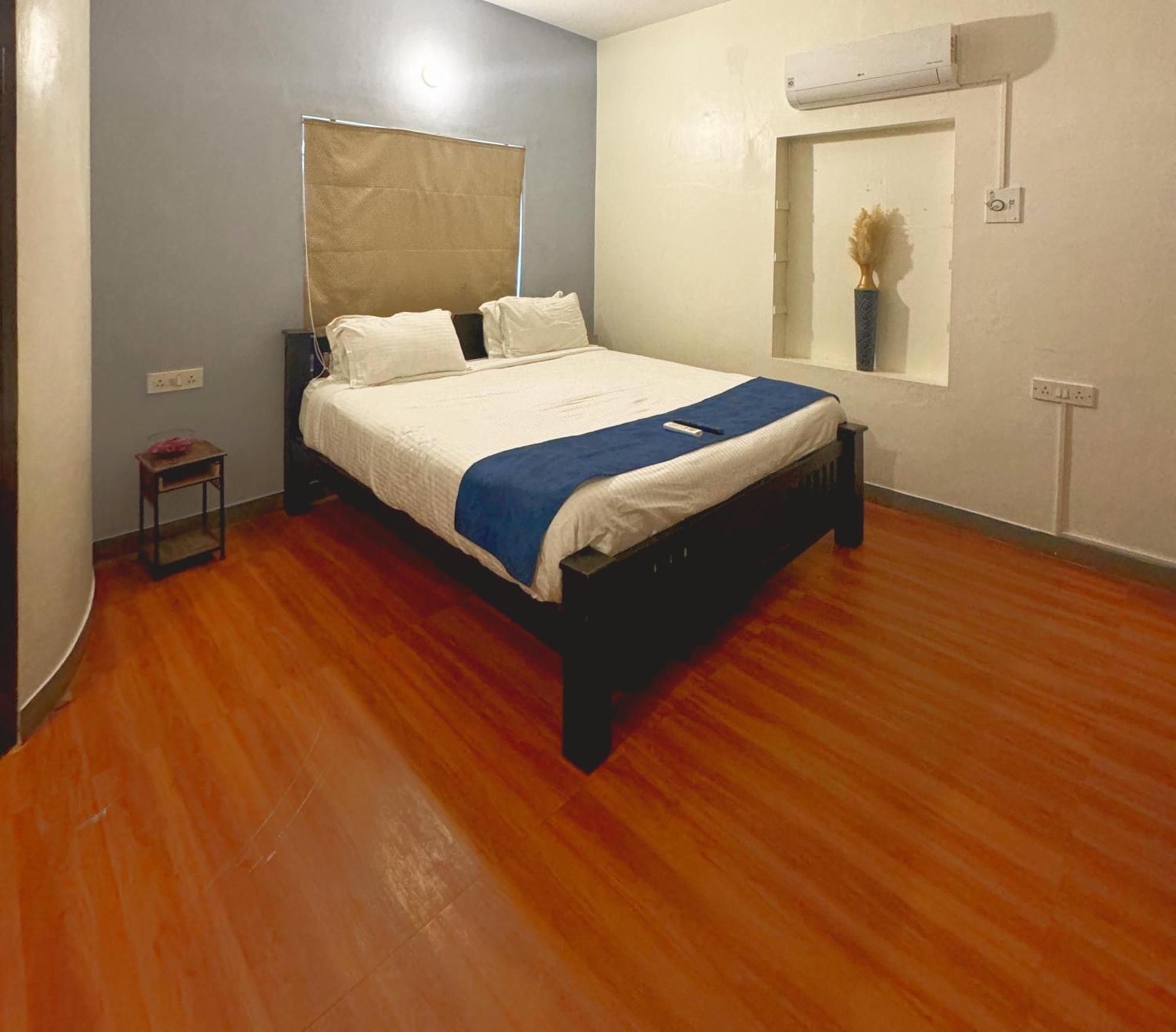 Brick Castle Hotel Csennai Kültér fotó