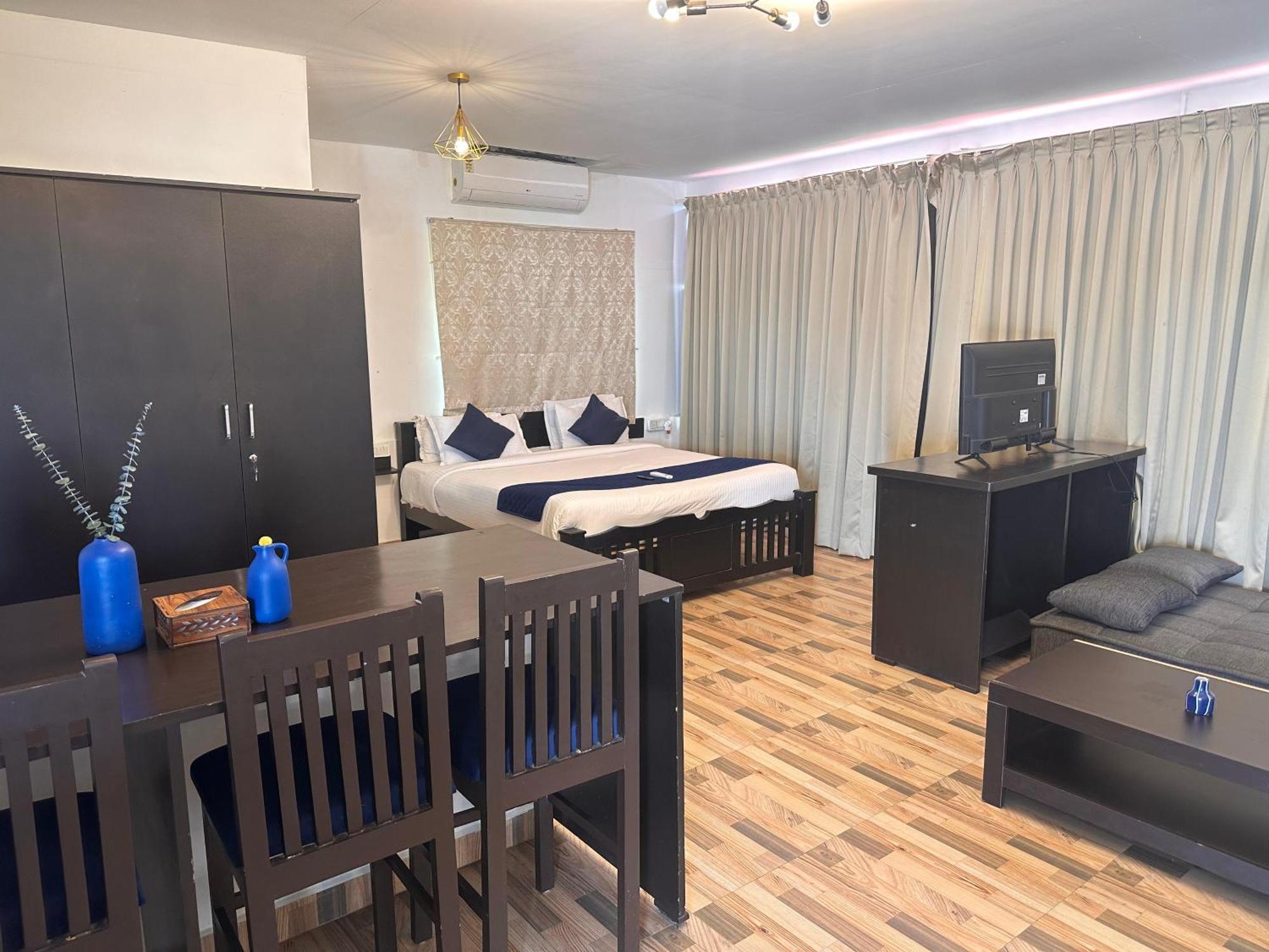 Brick Castle Hotel Csennai Kültér fotó